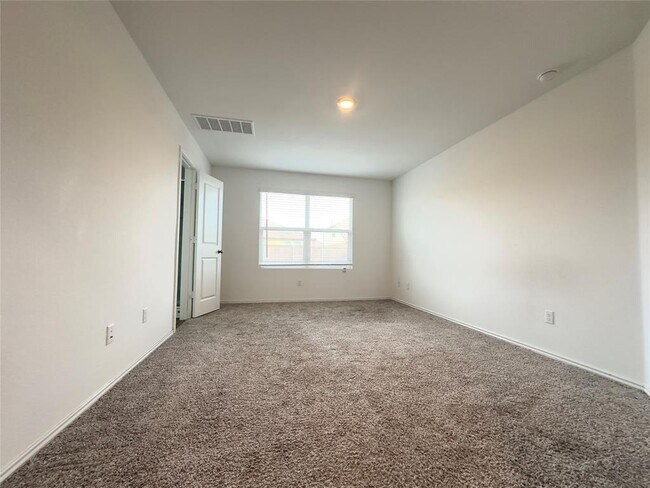 Building Photo - 104 Milliner Lp