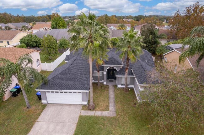 Building Photo - 2425 Rolling Broak Dr