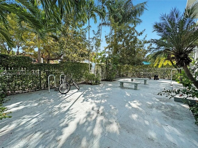 Building Photo - 900 Jefferson Ave