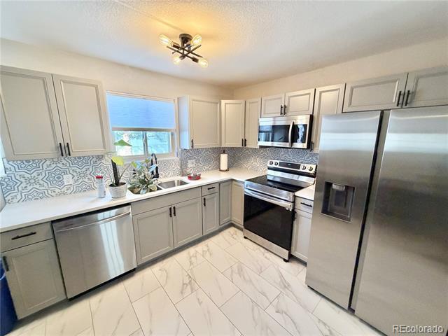 Building Photo - 11867 Keough Dr