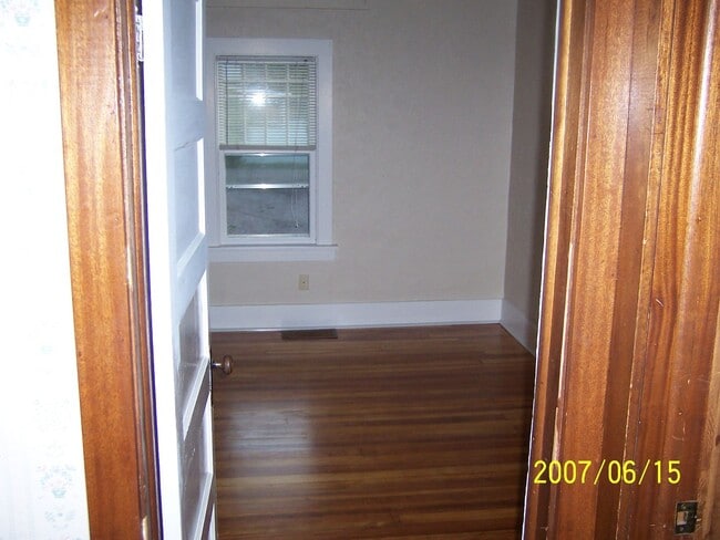 Building Photo - 808 W Myrtle St