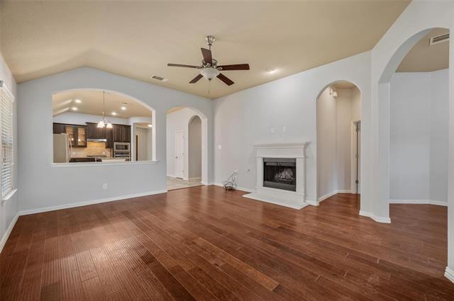 Building Photo - 928 Water Garden Cir