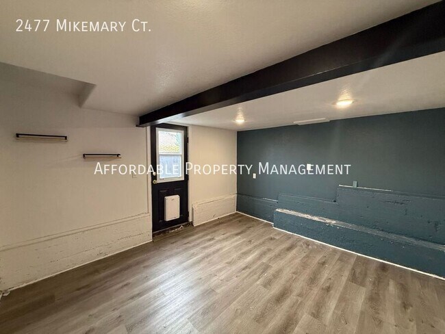 Building Photo - 2477 Mikemary Ct