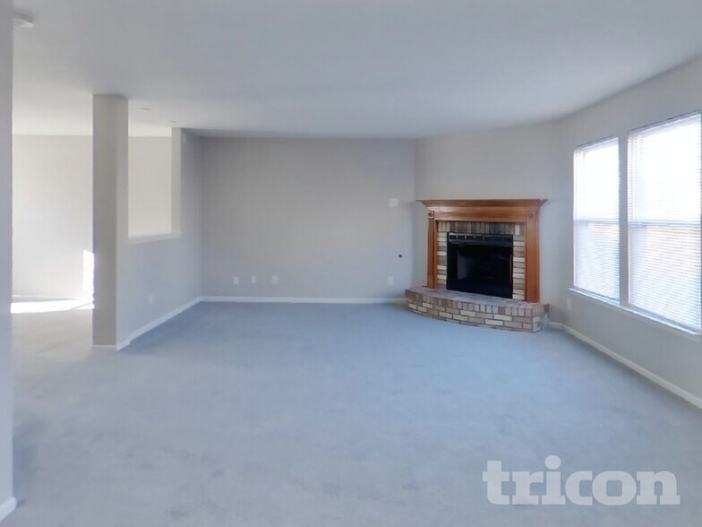 Building Photo - 2928 Youngberry Ct