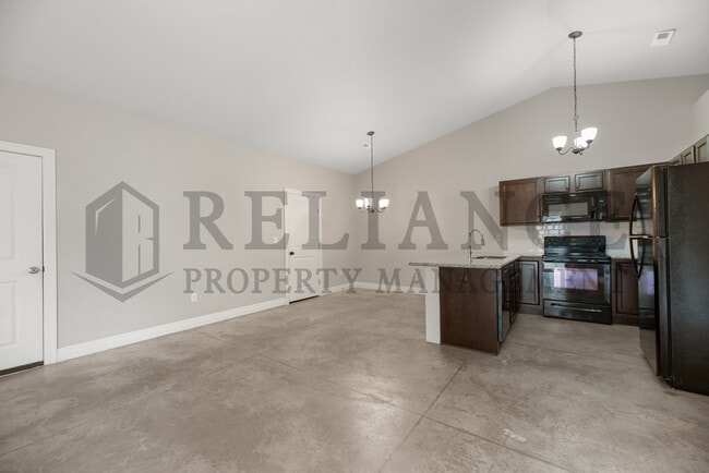 Building Photo - 3738 N Tyler Ct