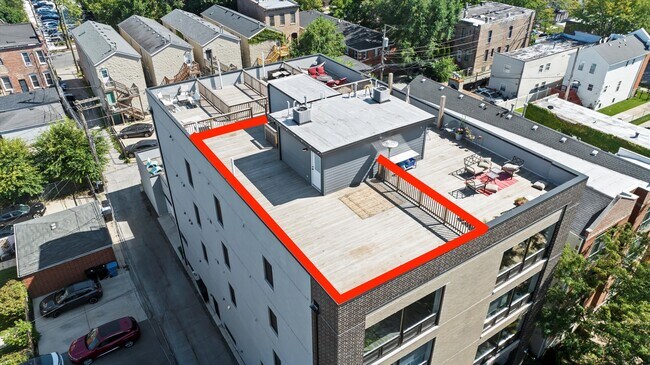 Building Photo - 117 S Bell Ave
