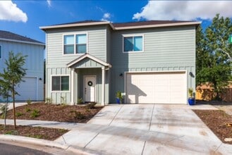 Building Photo - 2917 Paris Pl