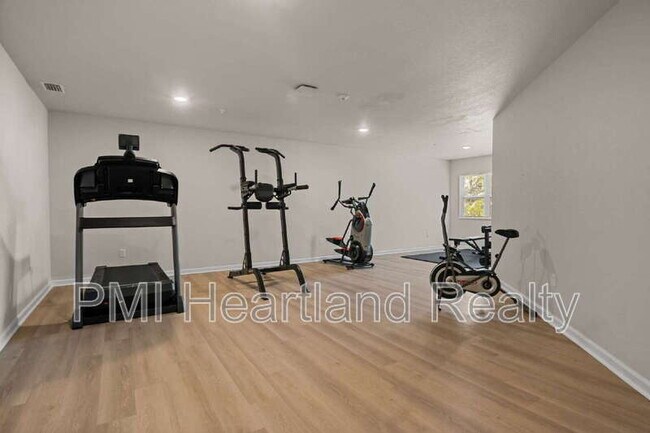 Building Photo - 260 Spanish Moss Cir