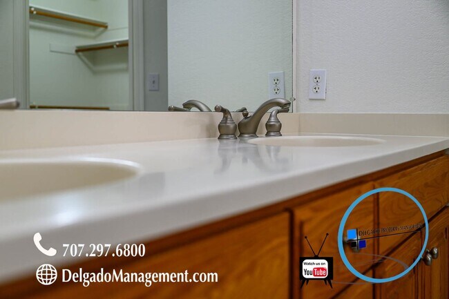 Building Photo - Benicia Hills 3 Bedroom Home