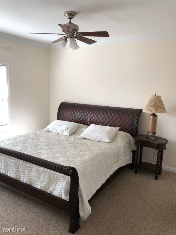 Building Photo - 1 br, 1 bath Condo - 2312 River Green Drive