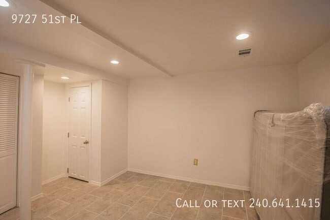 Building Photo - 9727 51st Pl