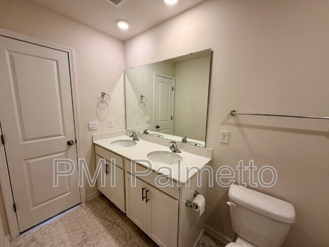 Building Photo - 771 Tiger Lily Drive