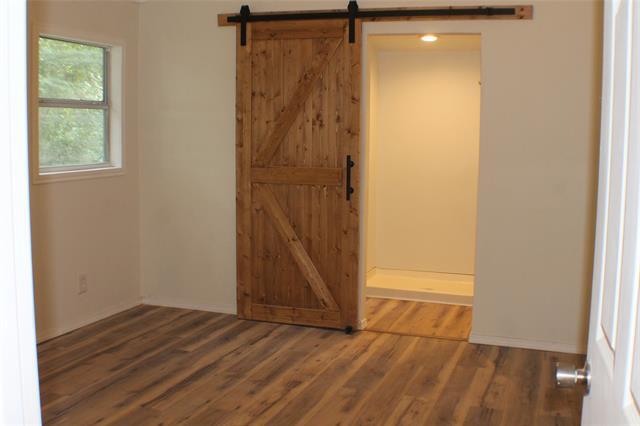 Building Photo - 148 E Golden Oaks Dr
