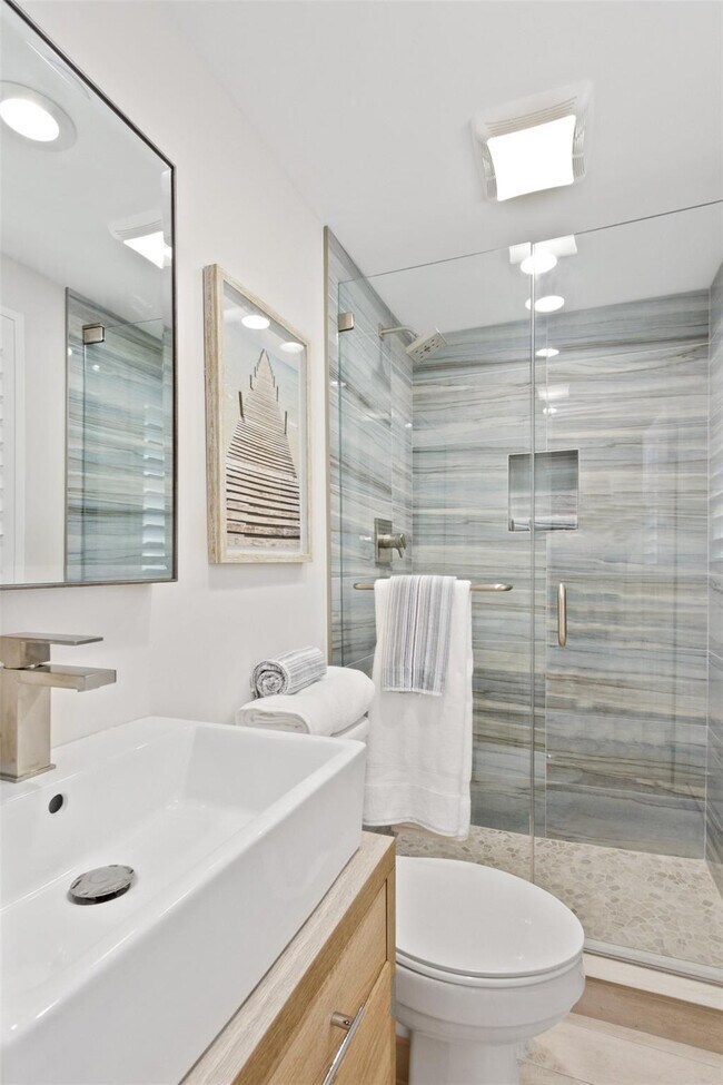 Building Photo - 800 Briny Ave