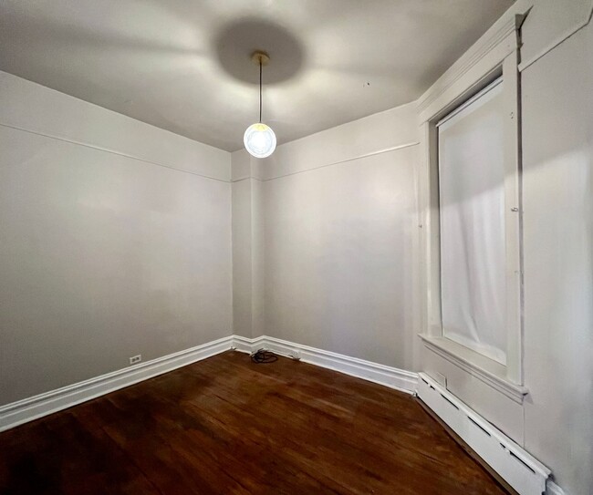 Building Photo - 2326 S Millard Ave