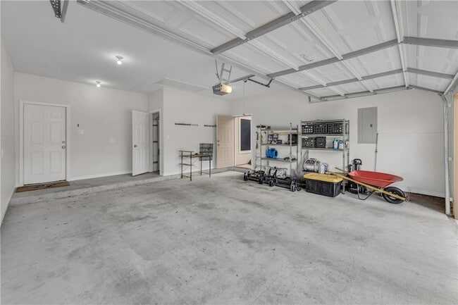 Building Photo - 3800 Black Hawk Ln
