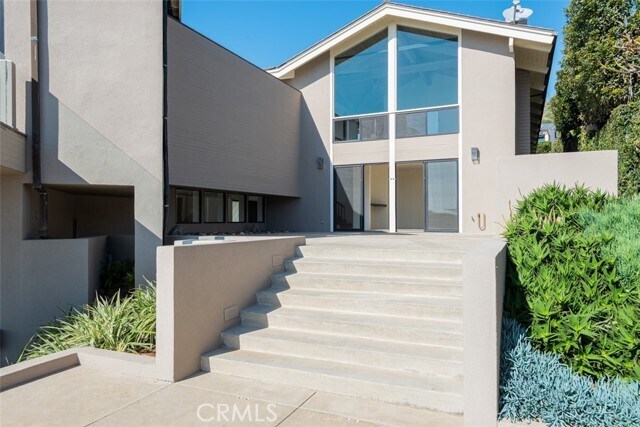 Building Photo - 810 Emerald Bay