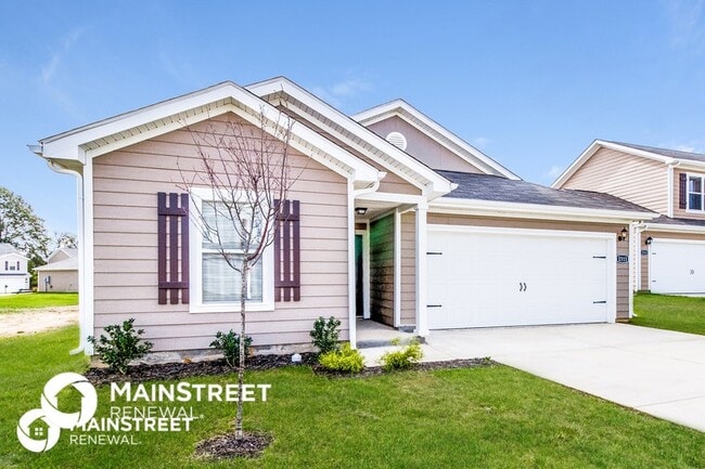 Building Photo - 2311 Bee Hive Dr