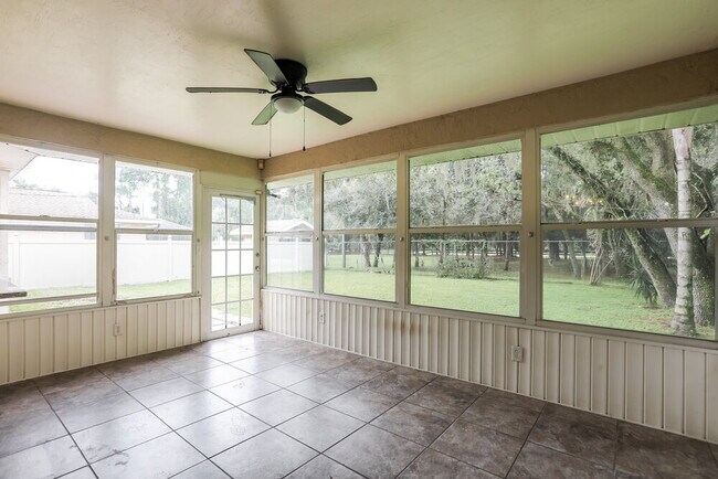 Building Photo - 17145 Urban Ave