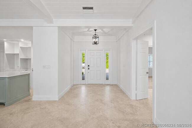 Building Photo - 5555 N Ocean Blvd