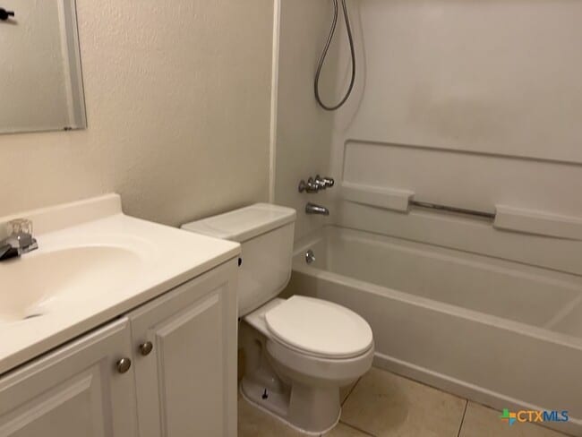 Building Photo - 3120 Panhandle Dr