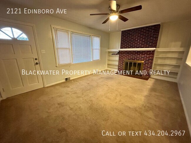 Building Photo - Move In Special! 1/2 Off First Full Month'...