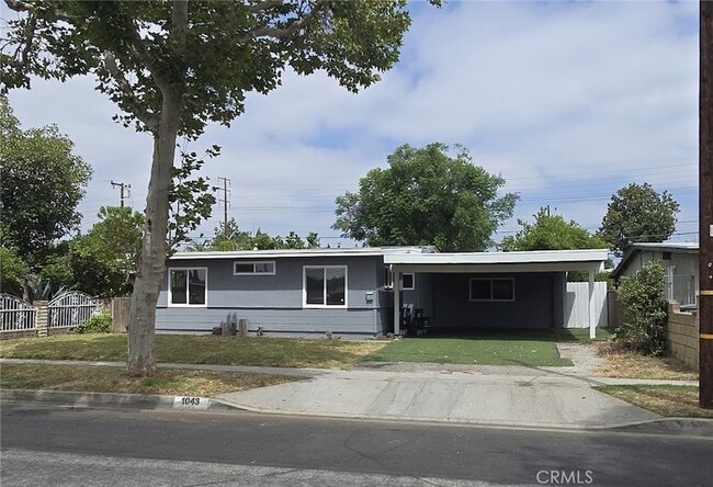 Building Photo - 1043 Stichman Ave