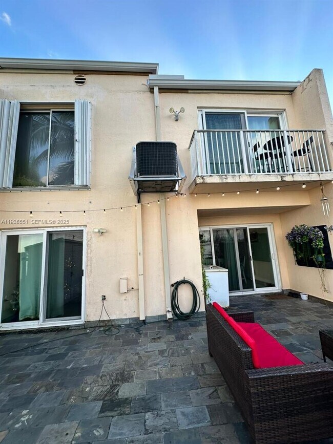 Building Photo - 12531 NW 7th Ln