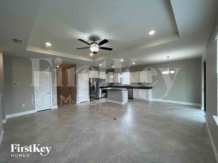 Building Photo - 2535 Marton Oak Blvd