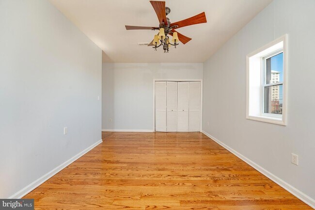 Building Photo - 222 S Rhode Island Ave