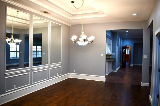 Building Photo - 908 McCoy Dr