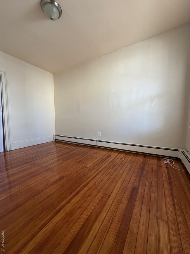 Building Photo - 22 S Eckar St