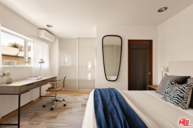 Building Photo - 619 San Juan Ave