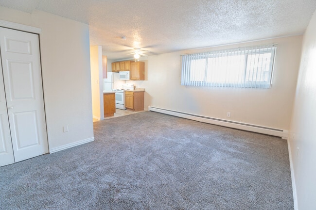 Living/Dining - The Villas at Gage Pointe