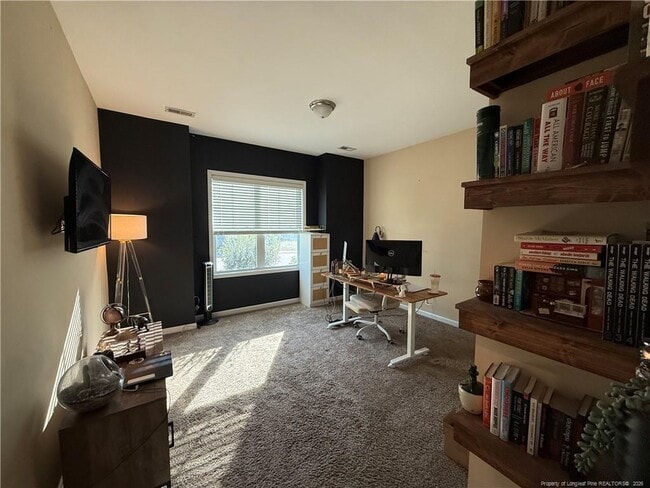 Building Photo - 2040 Stonewash Dr