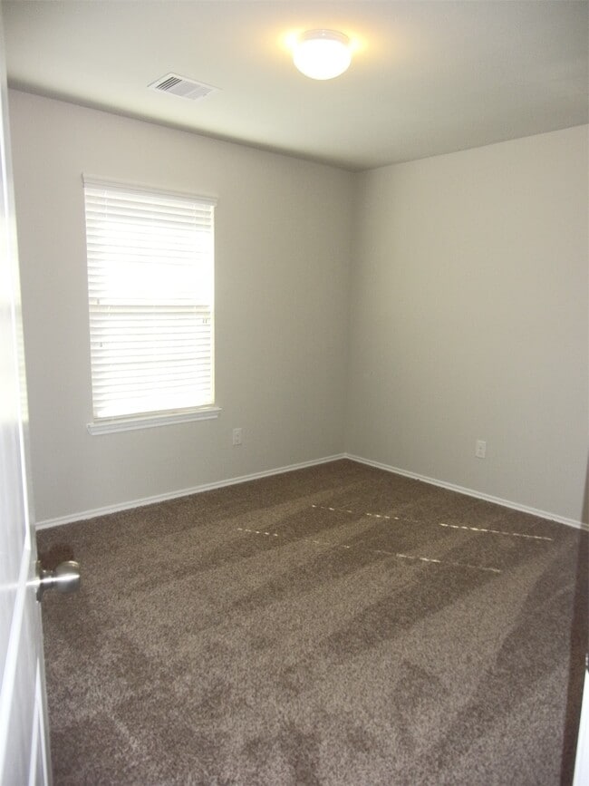 Building Photo - 5522 Mesquite Oaks Trail