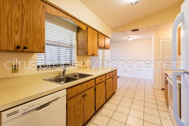 Building Photo - 3/2 Home in Alafaya Woods