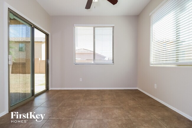 Building Photo - 14767 W Poinsettia Dr