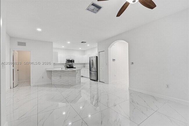 Building Photo - 24423 SW 118 Ave