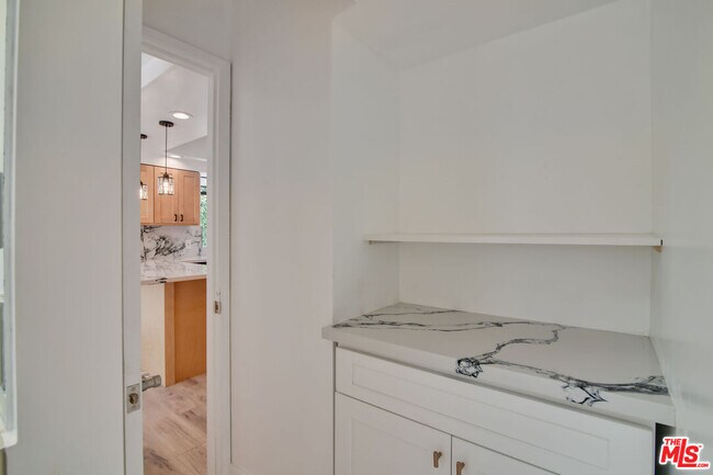 Building Photo - 641 N Martel Ave
