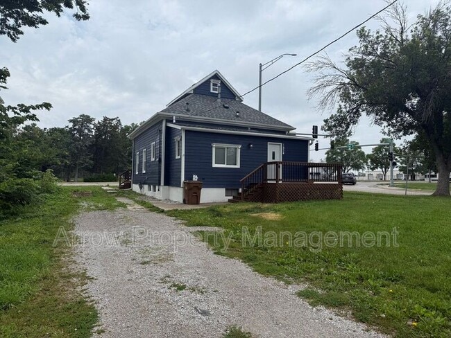 Building Photo - 1834 N 27th St