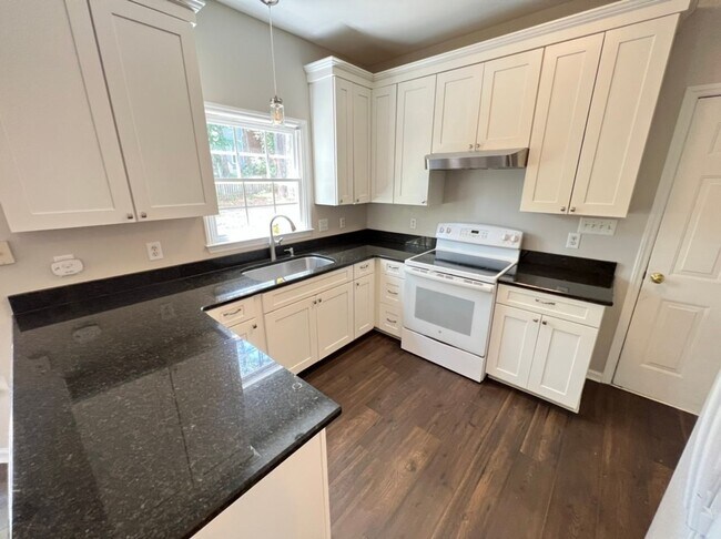 Building Photo - Cul-de-sac 4 bedroom home in Scotts Mill!