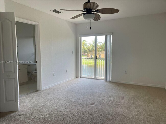 Building Photo - 12869 SW 31st Ct