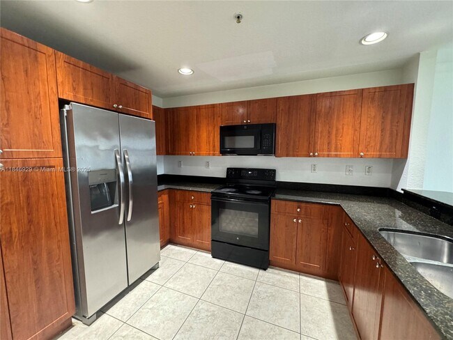 Building Photo - 10885 NW 89th Terrace
