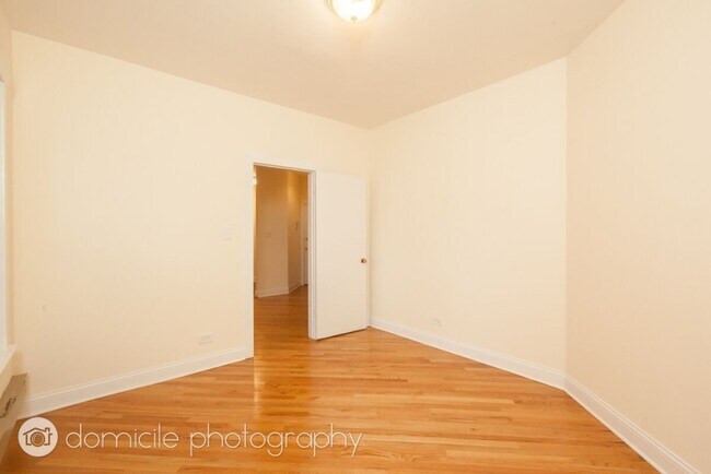 Building Photo - 2511 N Lincoln Ave