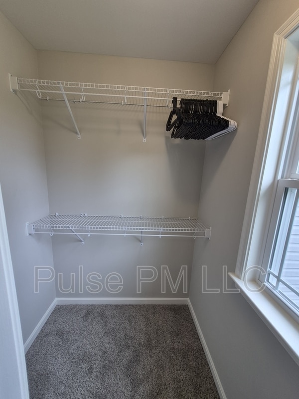 Building Photo - 6179 Ballyshannon Dr
