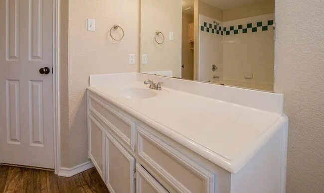 Building Photo - AVAILABLE MID AUGUST; APPLY TODAY ON OUR WEBSITE!!!