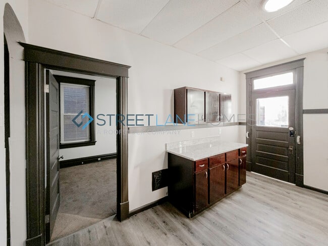 Building Photo - NOW OFFERING HALF OFF THE FIRST FULL MONTH...