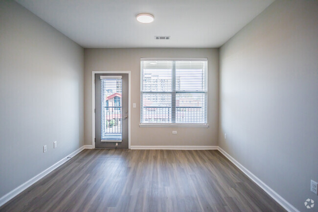 1 BR, 1 BA - 712 SF - Forum Flats