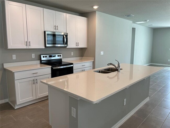 Building Photo - 34823 Telluride Ln